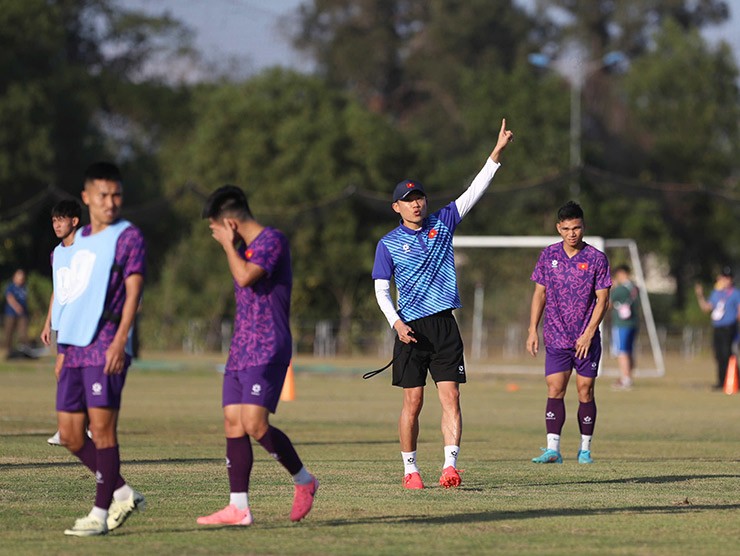 Đội trưởng Duy Mạnh khen Xuân Son, mơ ĐT Việt Nam thăng hoa như AFF Cup 2018 - 9