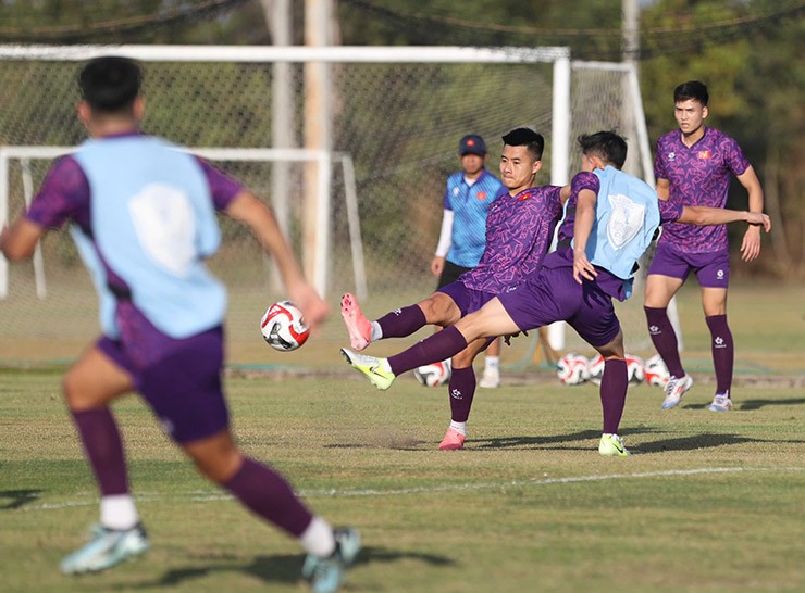 Đội trưởng Duy Mạnh khen Xuân Son, mơ ĐT Việt Nam thăng hoa như AFF Cup 2018 - 4