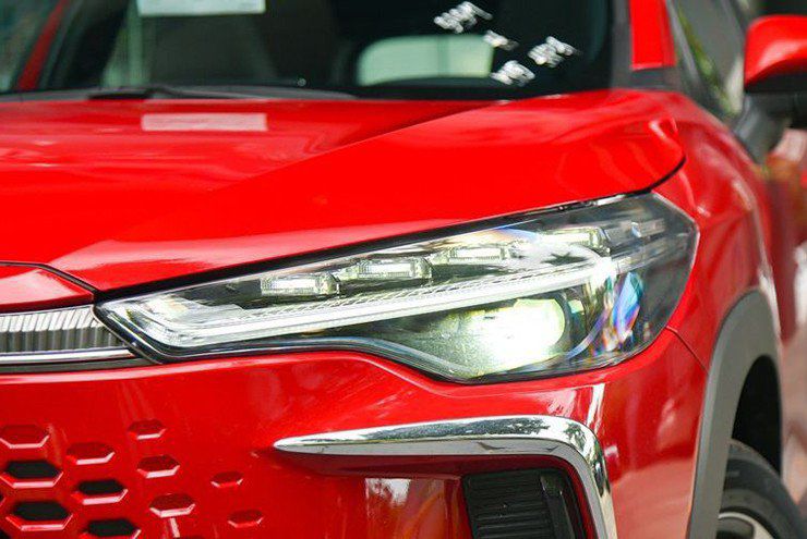 Toyota Corolla Cross giá từ 820 triệu: Xe gia đình gầm cao có gì hấp dẫn? - 5