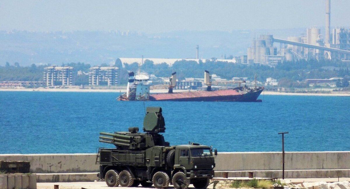 Hệ thống phòng không Pantsir S1 bảo vệ căn cứ hải quân Tartus của Nga ở Syria. Ảnh: Defense Express.