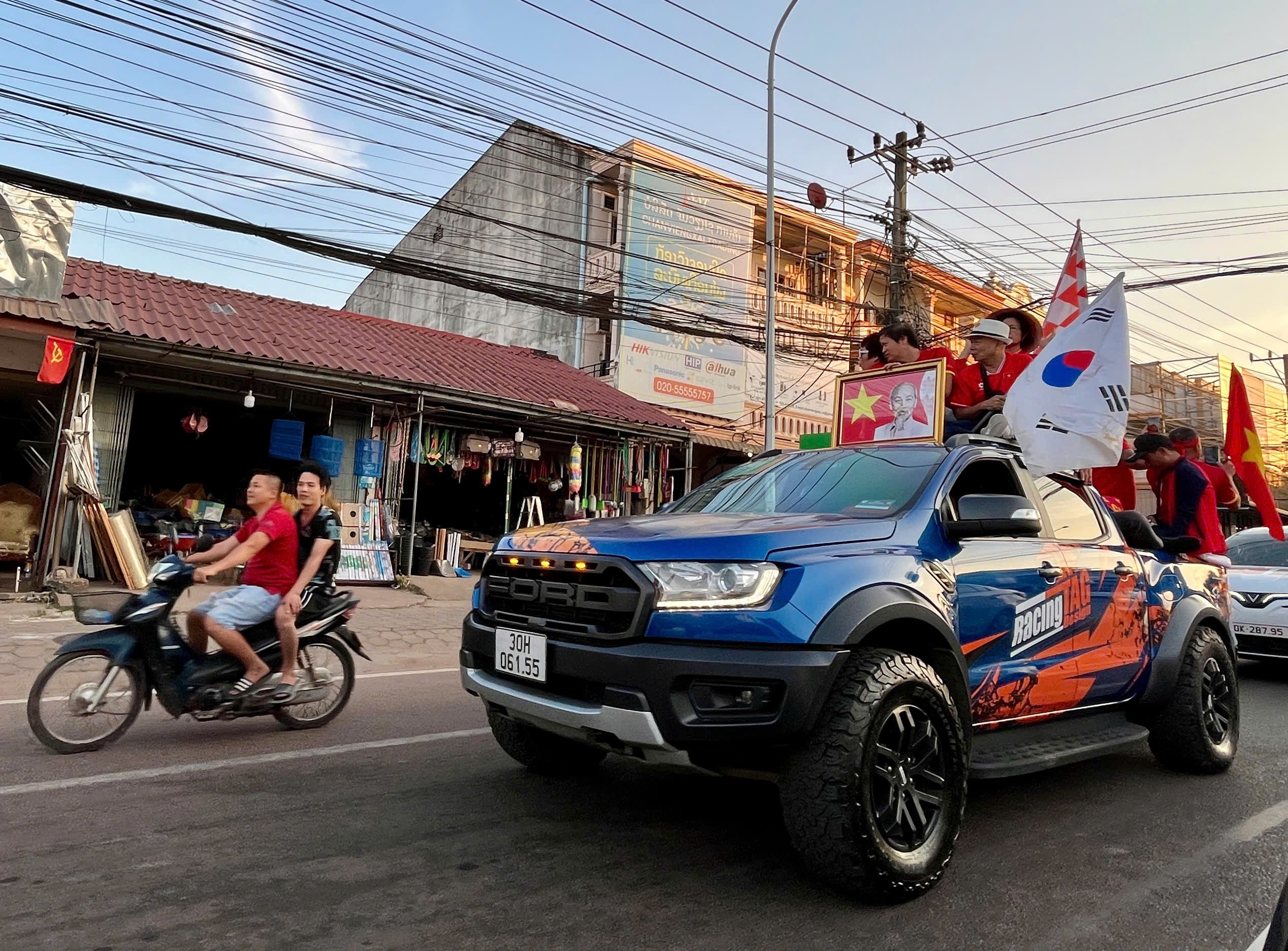 Trực tiếp bóng đá Lào - Việt Nam: Đình Triệu bắt chính, Vĩ Hào hỗ trợ Tiến Linh (AFF Cup) - 3