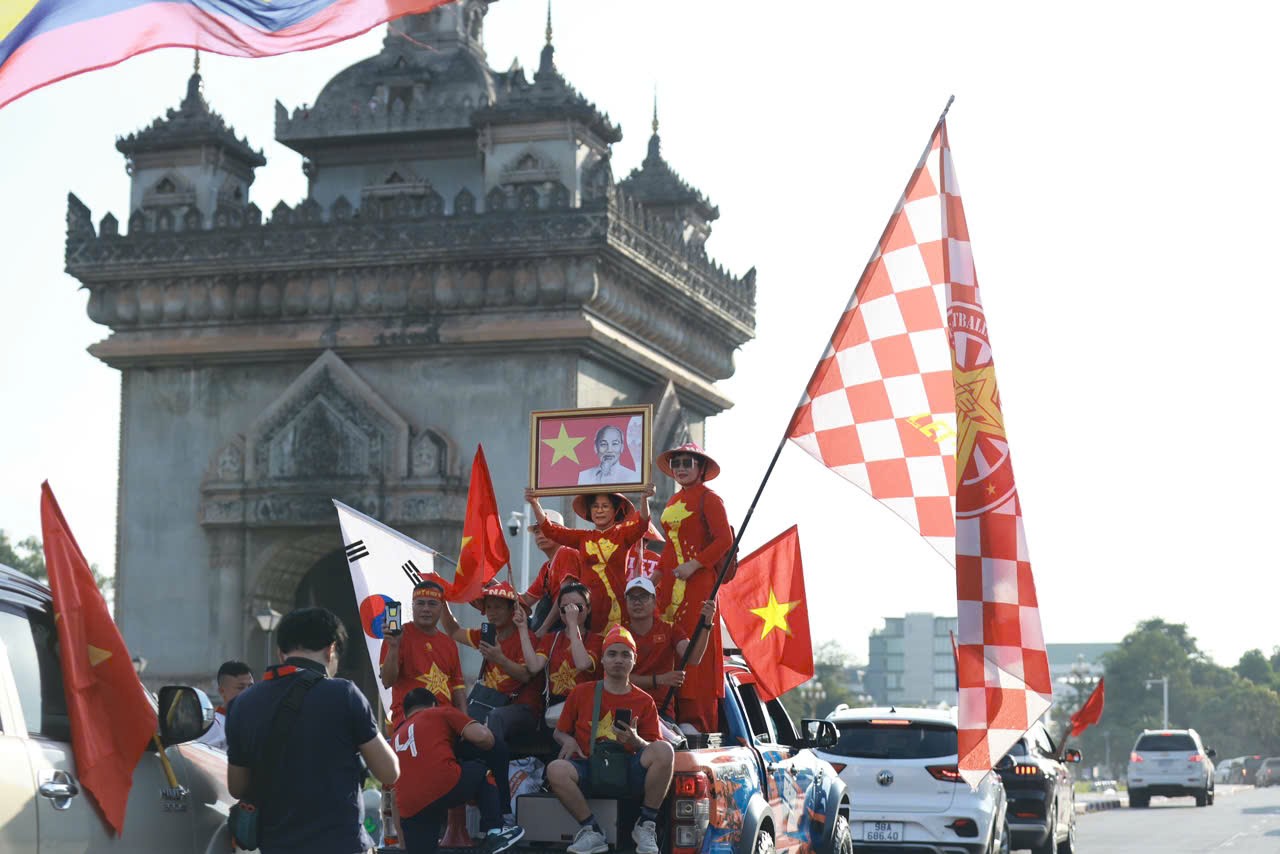 Trực tiếp bóng đá Lào - Việt Nam: Đình Triệu bắt chính, Vĩ Hào hỗ trợ Tiến Linh (AFF Cup) - 6