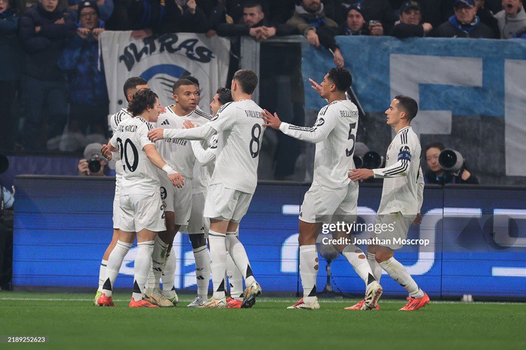 Real Madrid có chiến thắng quan trọng trước Atalanta