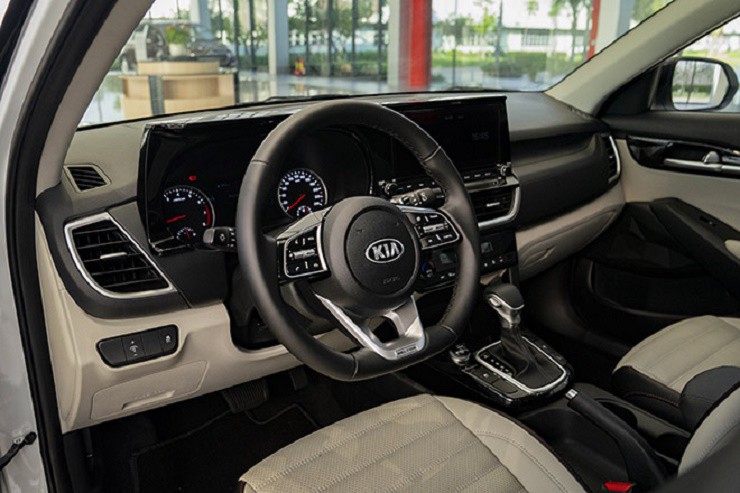 KIA Seltos cũ bán lại với giá rẻ bất ngờ - 5