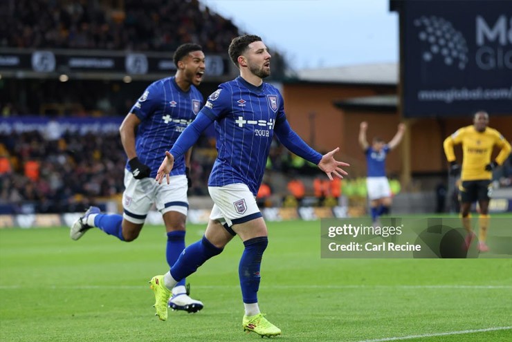 Niềm vui đến sớm với&nbsp;Ipswich Town