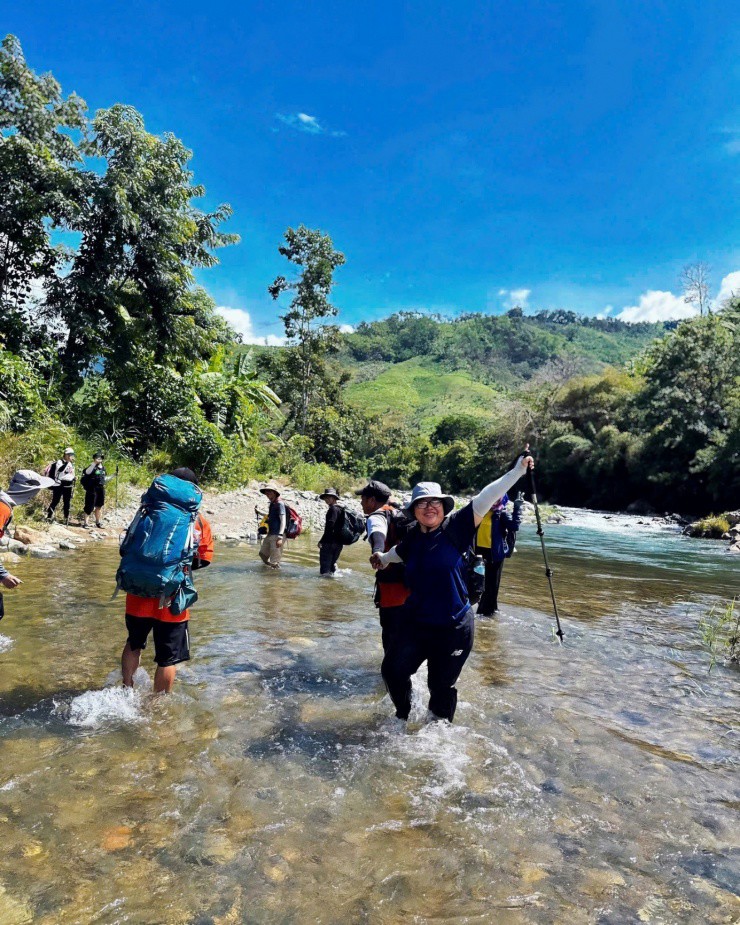 Băng rừng lội suối và bạn cần trang bị đầy đủ để có một hành trình hoàn hảo.