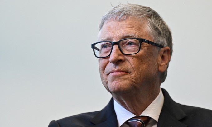 Tỷ phú Bill Gates tại London (Anh) hôm 15/2. Ảnh: Reuters