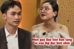 Yêu bạn thân suốt 7 năm, anh chàng không tốn tiền mua hoa và quà