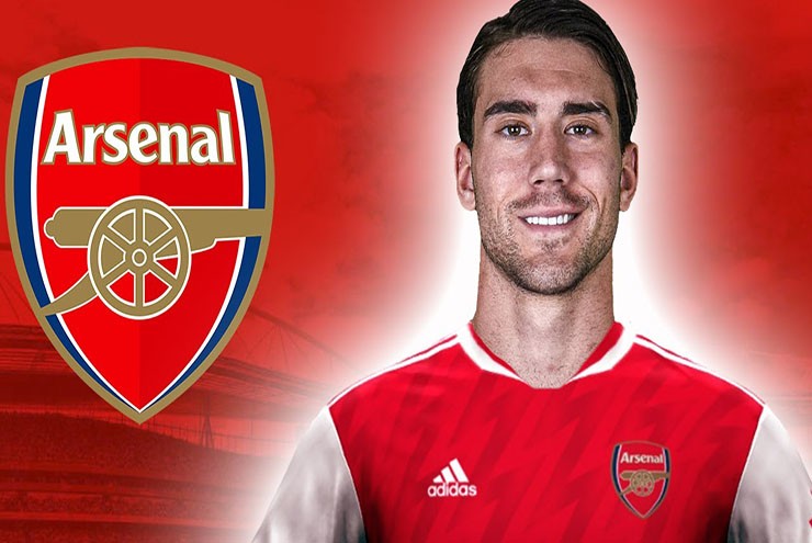 Arsenal theo dõi sát sao tình hình của Dusan Vlahovic (Juventus)