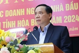 Chủ tịch UBND tỉnh Hòa Bình nghỉ hưu trước tuổi: Ban Bí thư Trung ương Đảng chấp thuận