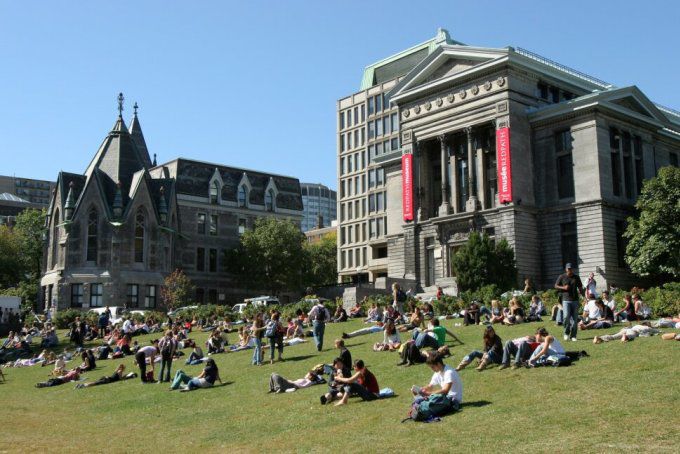 Khuôn viên Đại học McGill ở Québec, Canada. Ảnh: US News