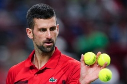 Djokovic vượt lên trên Federer và Nadal, mất luôn động lực năm 2024