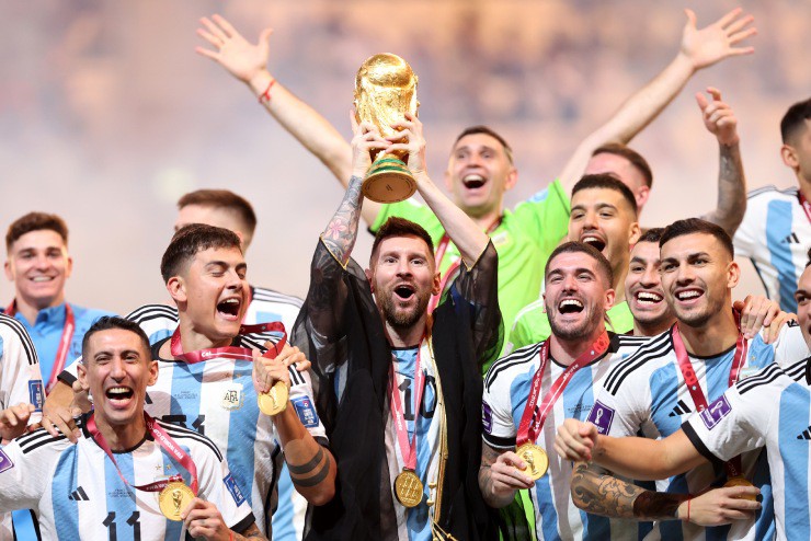 Tin mới nhất bóng đá tối 19/12: Messi chưa xem lại chung kết World Cup 2022 - 1