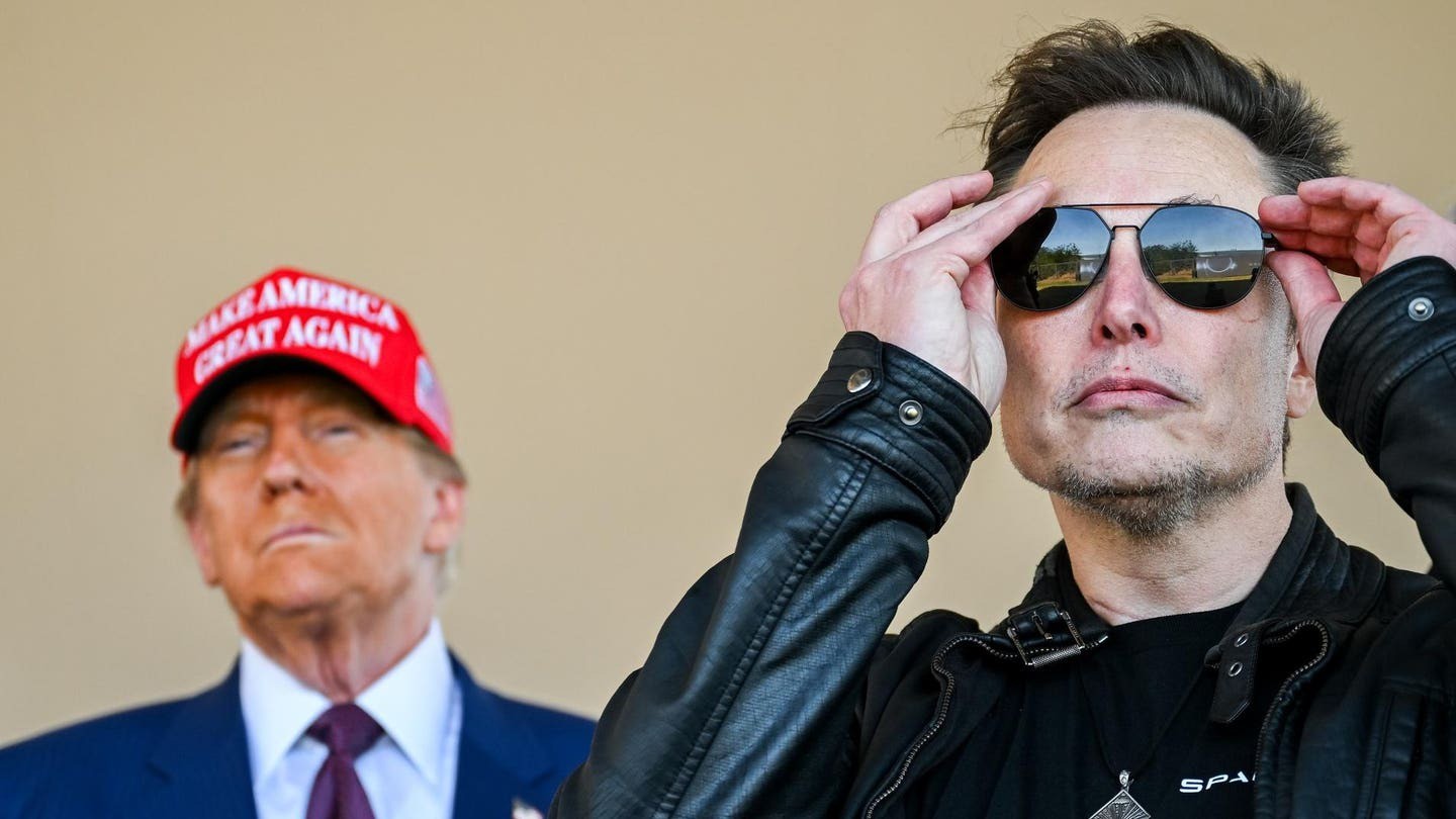 Ông Trump và tỷ phú Elon Musk. Ảnh: Getty