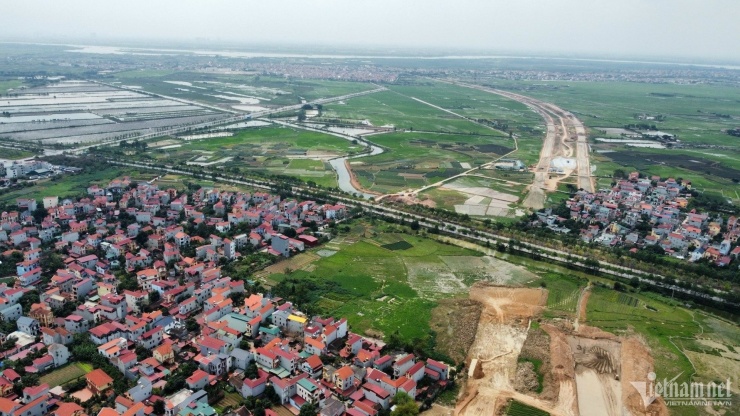 Chuyên gia lưu ý, cần cân nhắc khi đầu tư đất đấu giá. Ảnh: Hồng Khanh