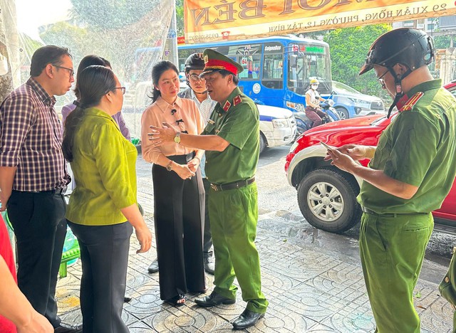 Thảm kịch kinh hoàng: Đám cháy nhà 4 tầng khiến 2 người tử vong, 13 người nhập viện