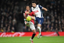 Trực tiếp bóng đá Tottenham - MU: Jonny Evans rút ngắn từ quả phạt góc (League Cup) (Hết giờ)