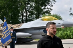 Liệu Ukraine có thể duy trì phi đội F-16 nếu ông Trump ngưng viện trợ?