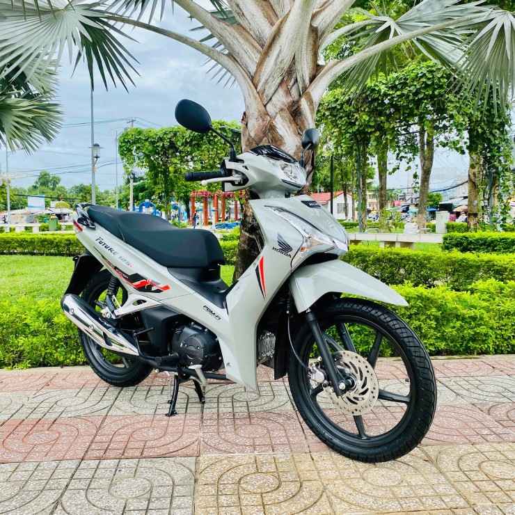 Giá Honda Future Fi cuối tháng 12/2024, chênh hơn 2 triệu đồng - 2