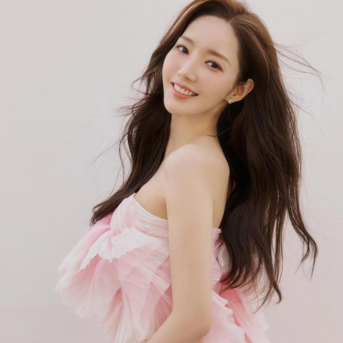 Park Min Young luôn tranh thủ ngủ đủ giấc dù lịch trình bận rộn để da có thời gian phục hồi và tái tạo. Ảnh: Instagram rachel_mypark