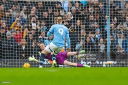 Siêu tiền đạo Man City đánh mất sự tự tin đầy khó hiểu, ghi bàn ngày càng ít