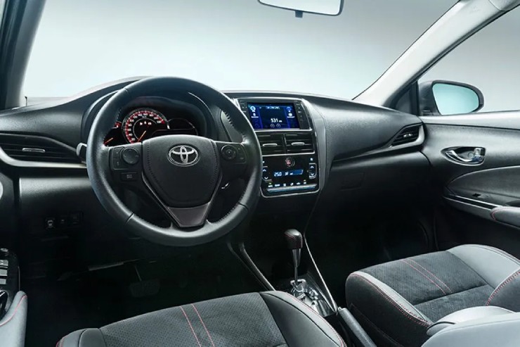 Chọn Kia Soluto hay Toyota Vios đã qua sử dụng, lựa chọn nào thông minh? - 8