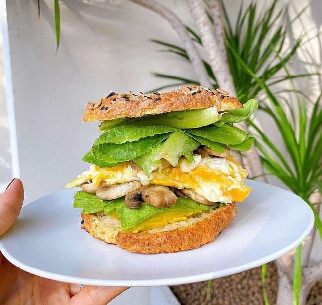 Protein và các axit amin thiết yếu trong trứng giúp tăng sức đề kháng cho cơ thể.