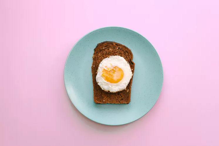 Muốn đỡ mệt mỏi, nôn nao khi uống rượu bia cần làm những điều này - 4