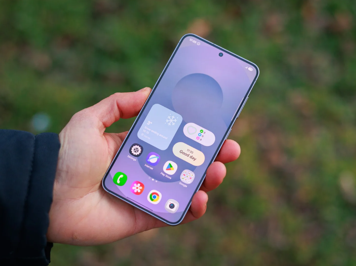 Dòng Galaxy S26 sẽ ra mắt vào năm sau.