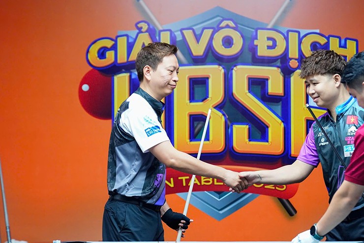 Dương Quốc Hoàng thể hiện đẳng cấp số 1 pool Việt Nam