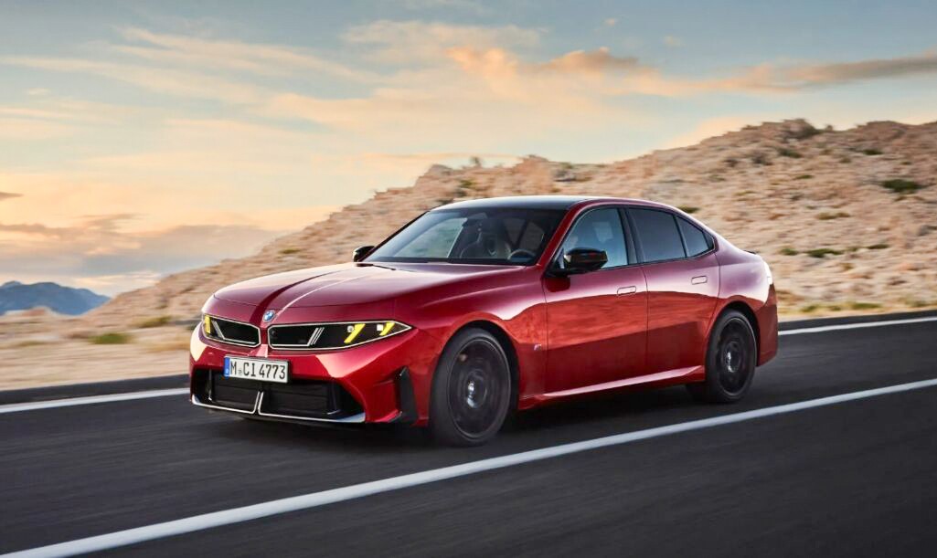 BMW vừa trình làng thế hệ thứ tám của dòng sedan chủ lực 3 Series.