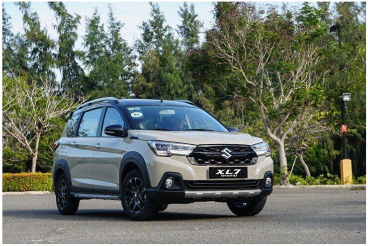 Loạt xe 7 chỗ giảm giá mạnh trong tháng 10/2026 - 4
