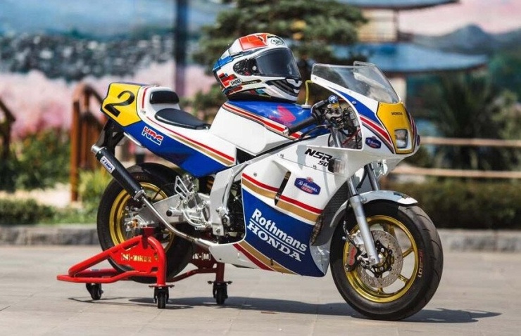 Gallery - Honda NSR50 Rothmans biển ngũ quý 2, mô tô 50cc được phục chế cầu kỳ gây sốt giới mê xe - image 1