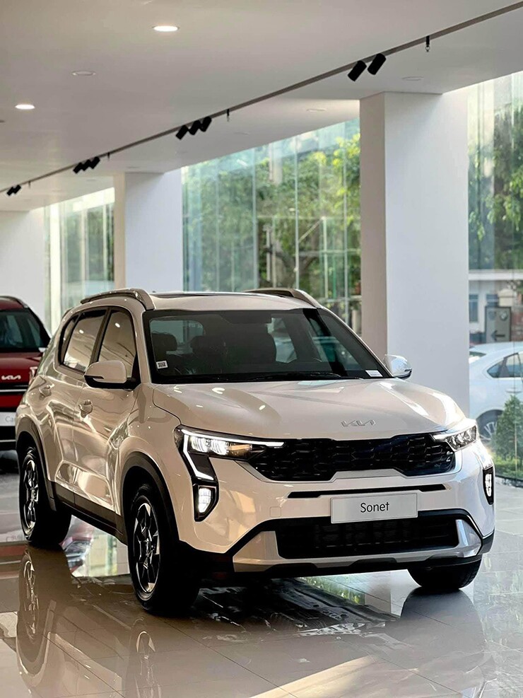 Kia Sonet được giảm giá xuống mức thấp kỷ lục - 3