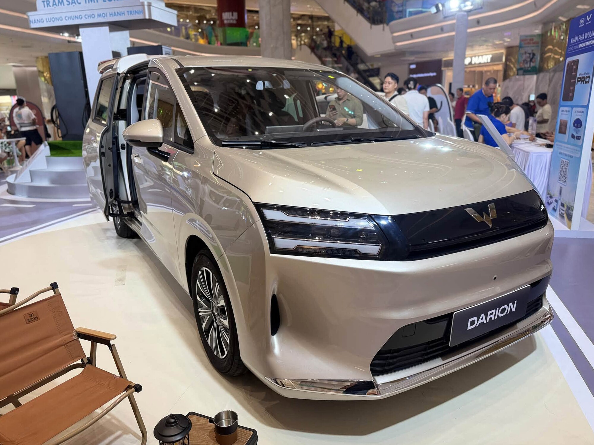 Wuling Mini EV Macaron và Darion là hai sản phẩm được chú trọng tại đợt ra mắt lần này. 