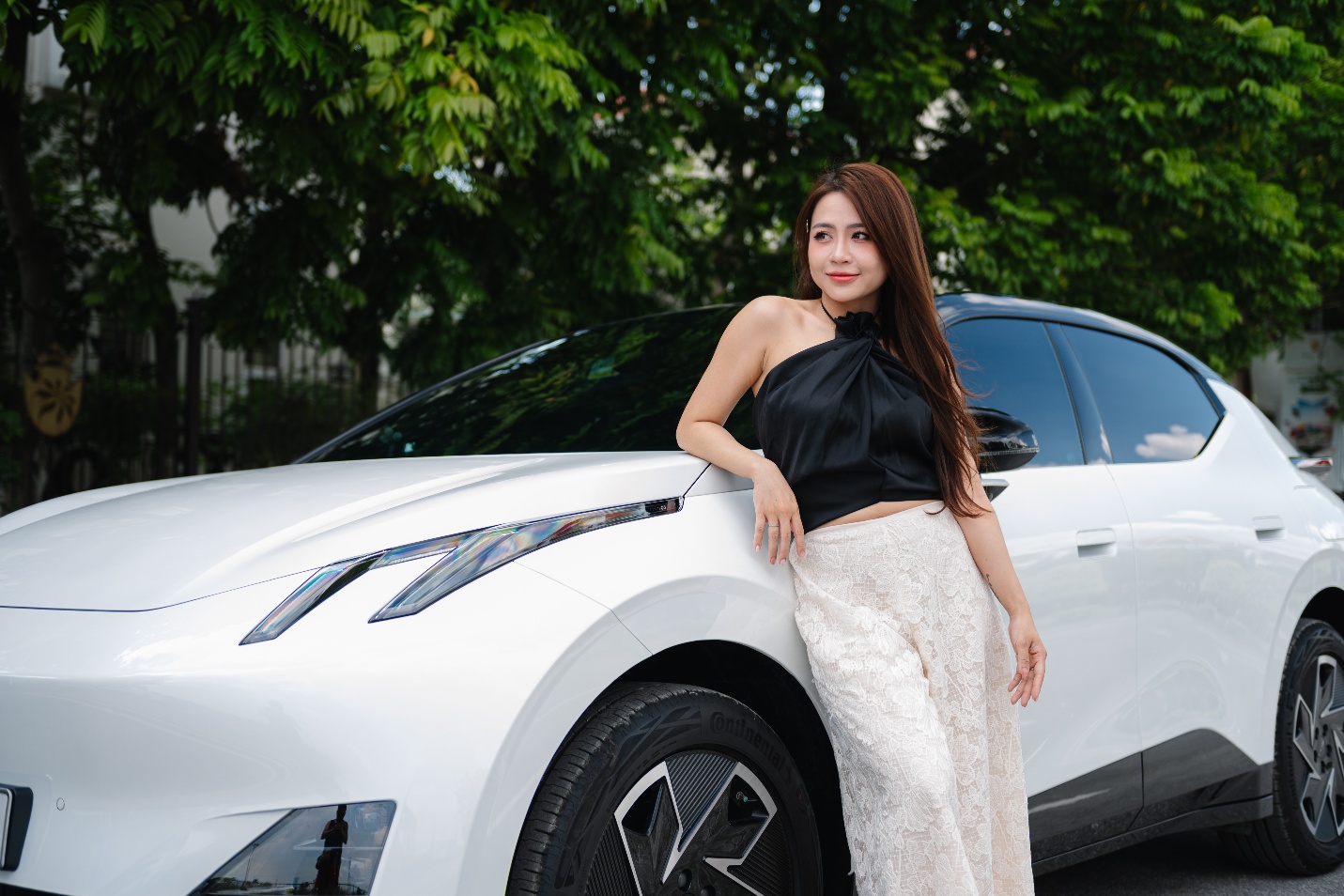 Chị Đỗ Thanh Ngọc (Hà Nội), chủ sở hữu xe Lynk &amp; Co 02 tại Việt Nam.